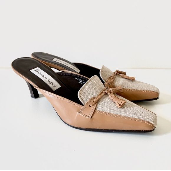 Etienne Aigner Beige Mules Size 8 - Picture 1 of 7